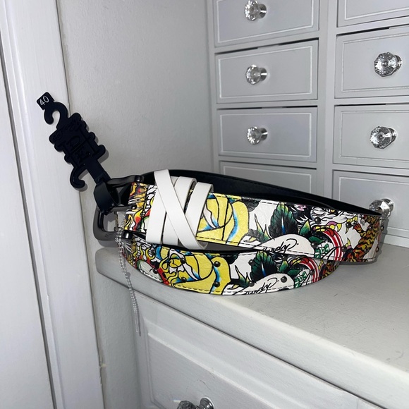 NWT Ed Hardy Colorful Graphic Belt with Black Buckle - Picture 2 of 6